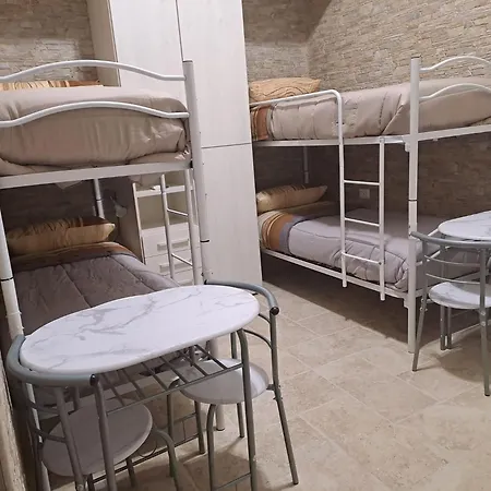 לינה וארוחת בוקר Il Quinto Conte - Vicinanze Policlinico בארי