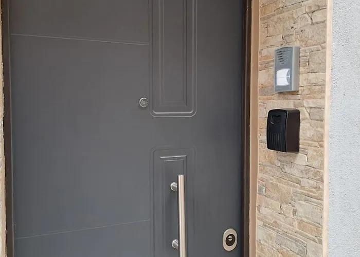 לינה וארוחת בוקר Il Quinto Conte - Vicinanze Policlinico 3*